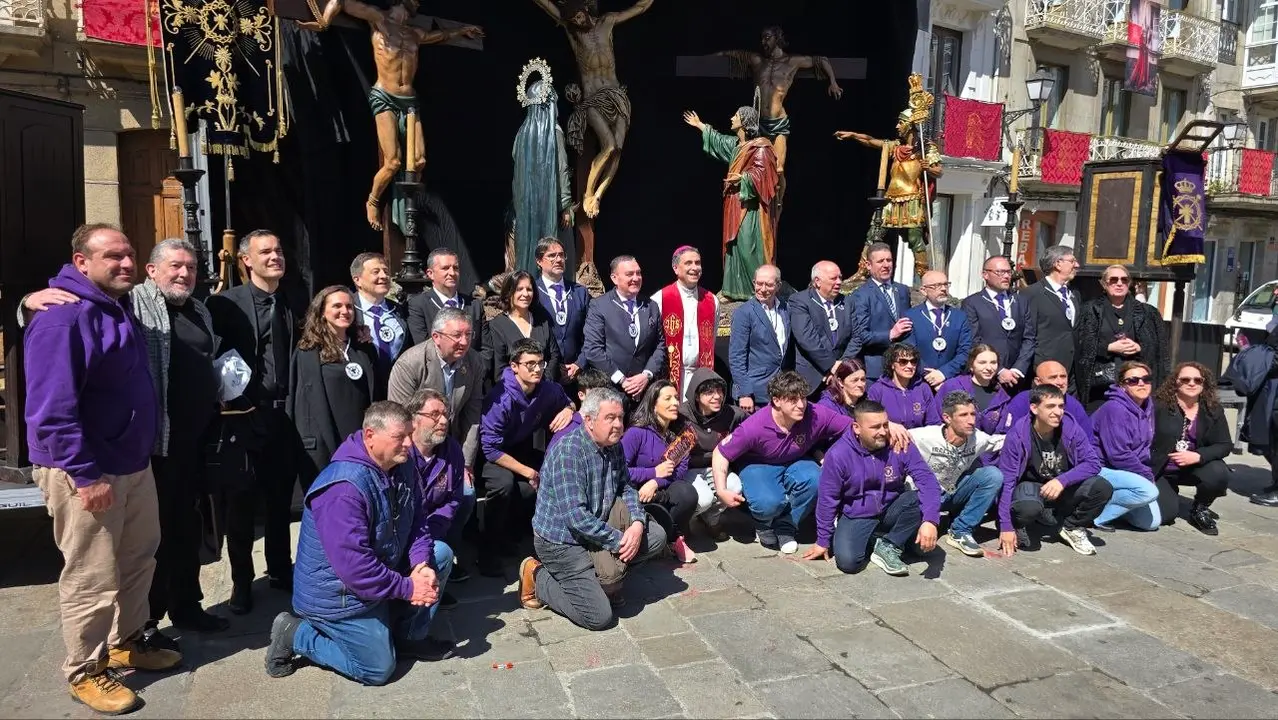 El Serm&oacute;n de las siete palabras fue un acto extraordinario con motivo del 75&ordm; aniversario fundacional. De forma excepcional, y en l&iacute;nea con sus or&iacute;genes, la celebraci&oacute;n regres&oacute; a la Plaza Mayor.