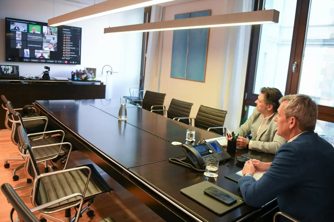 El presidente de la Xunta, Alfonso Rueda, participa por videoconferencia en una reuni&oacute;n con representantes de los centros gallegos en Venezuela para conocer la situaci&oacute;n tras los terremotos y coordinar la respuesta de apoyo a la colectividad gallega afectada.