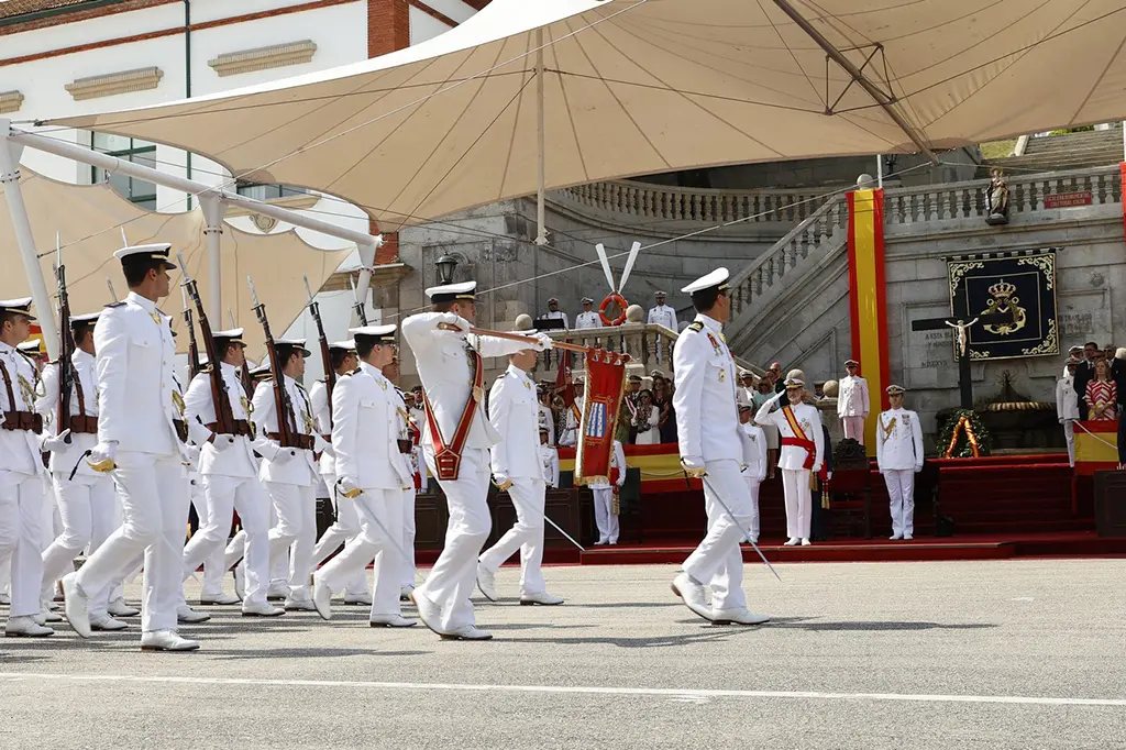 rey_jura_despachos_escuela_naval_militar_20220716_21