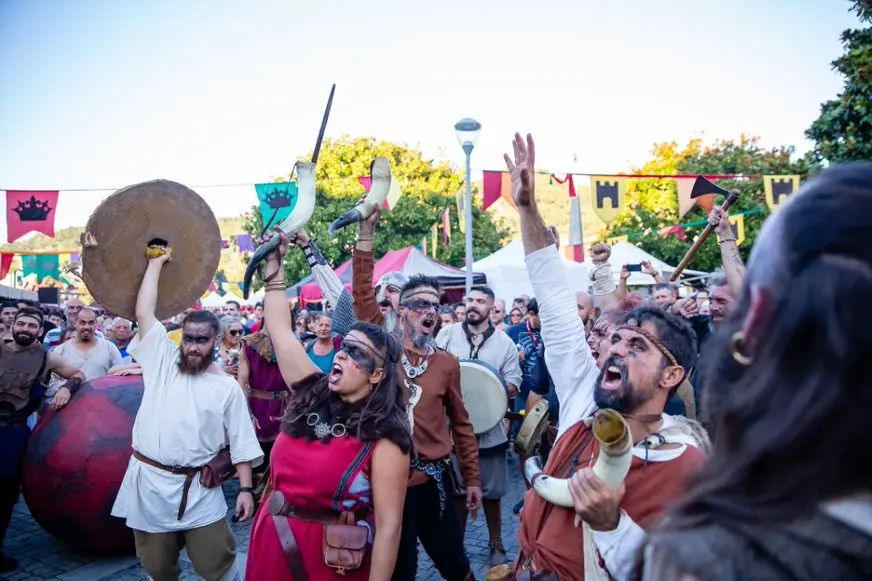 bb711dc7-c3c4-439e-8e0d-ea44ac2cfe23