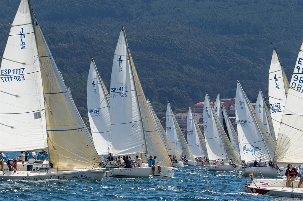 Los J80 están compitiendo con mucha intenssidad ante la proximidad del campeonato de España - Foto Lalo R Villar