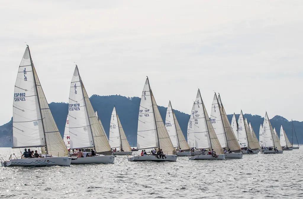 Casi 40 barcos aspiran a llevarse el título nacional  - Foto © Rosana Calvo