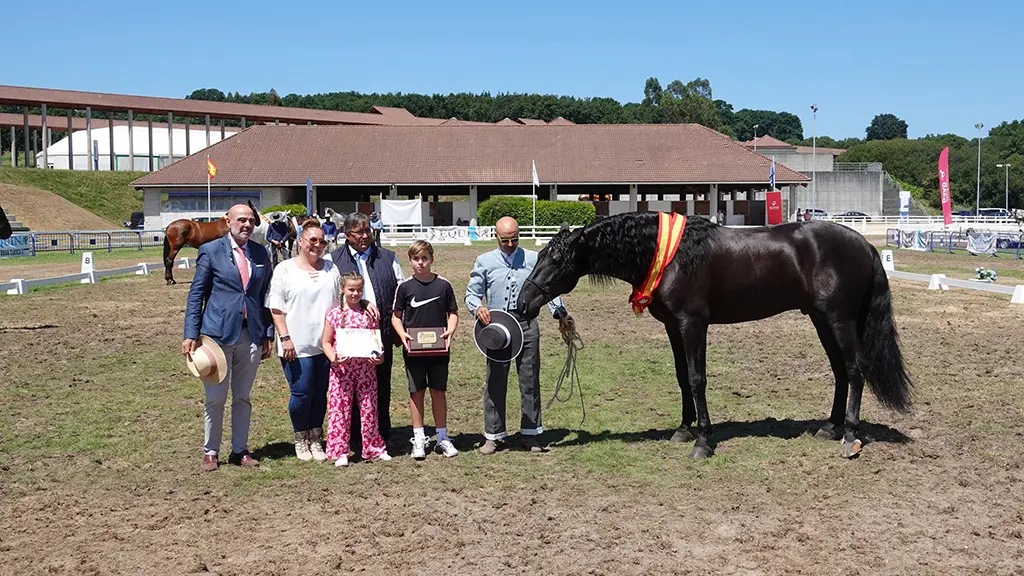 Campeón del Concurso Equina 2023 Faraón JF V DSC03812