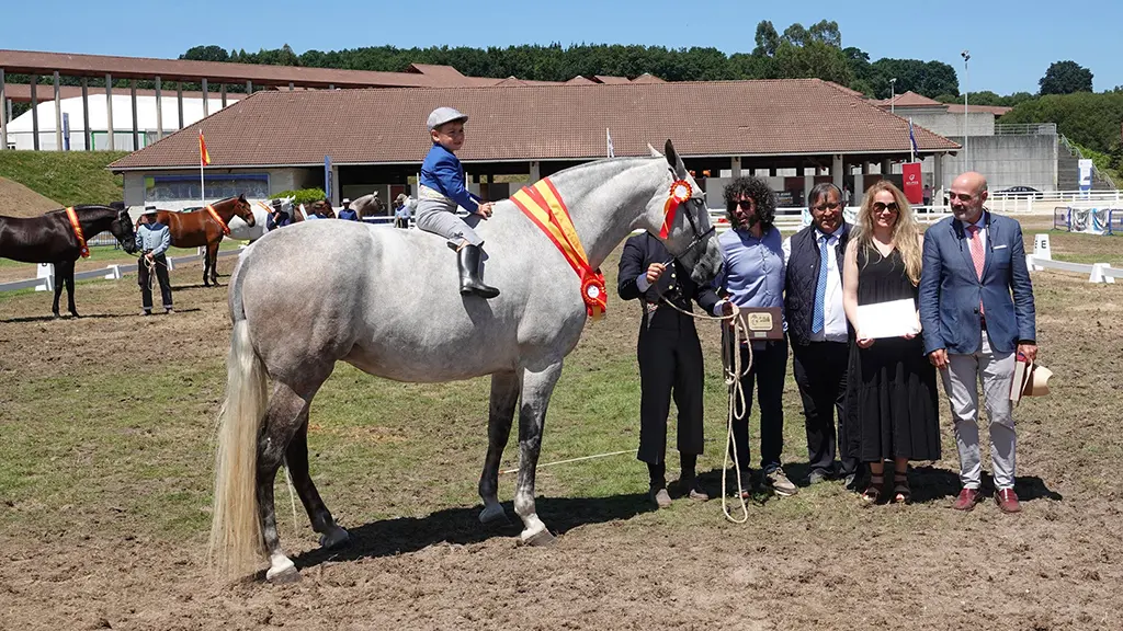 Campeona del Concurso Equina 2023 Rociera de Vida DSC03807