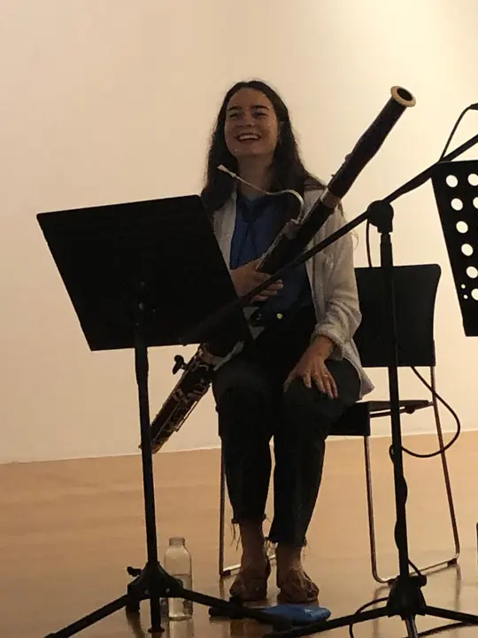 El presidente participó en la firma del acuerdo de compra del inmueble entre el Gobierno gallego y la Diputación de Pontevedra.