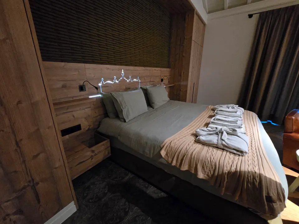 24photo_2025-01-24_22-20-38