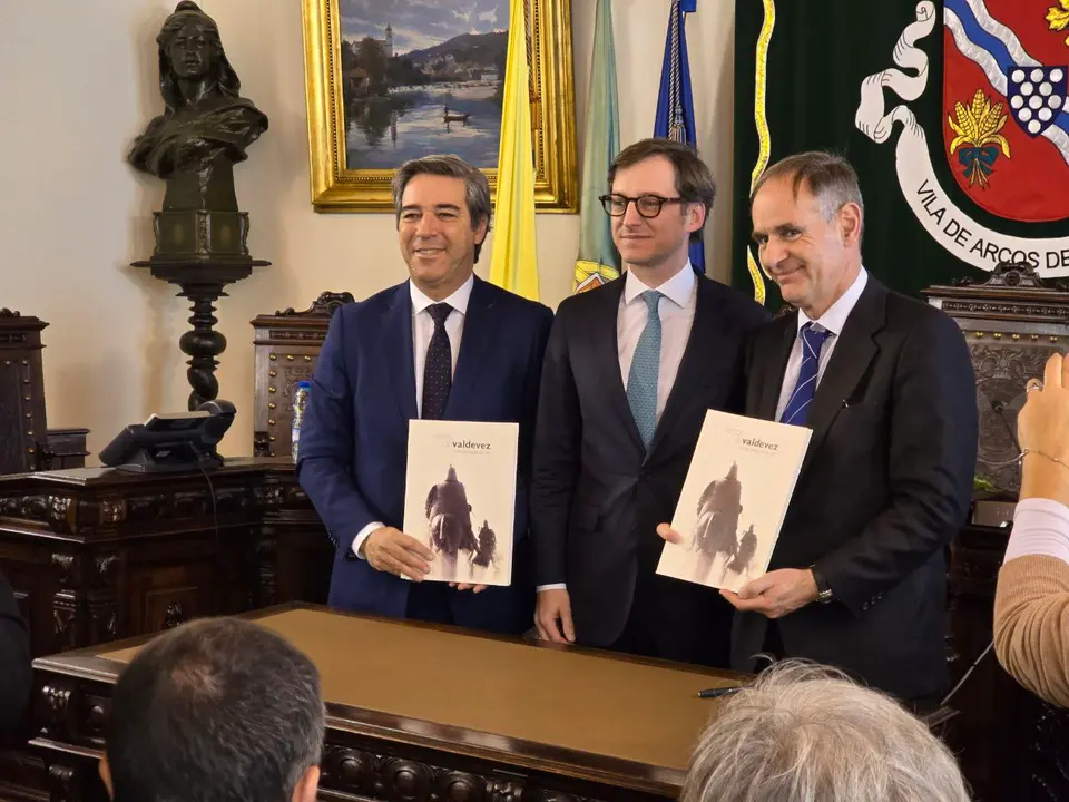 O evento contou com a presença do Secretário de Estado Adjunto da Presidência, Rui Armindo Freitas, o Presidente da Câmara João Manuel Esteves, a Vereadora Emília Cerdeira e o Presidente do Conselho Diretivo da Agência para a Integração, Migrações e Asilo, AIMA.