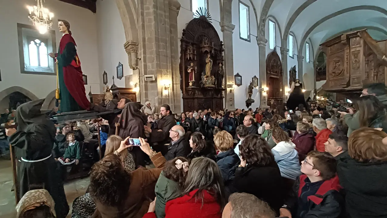 IMG20250418102741_publico_sanJuan_Virgen