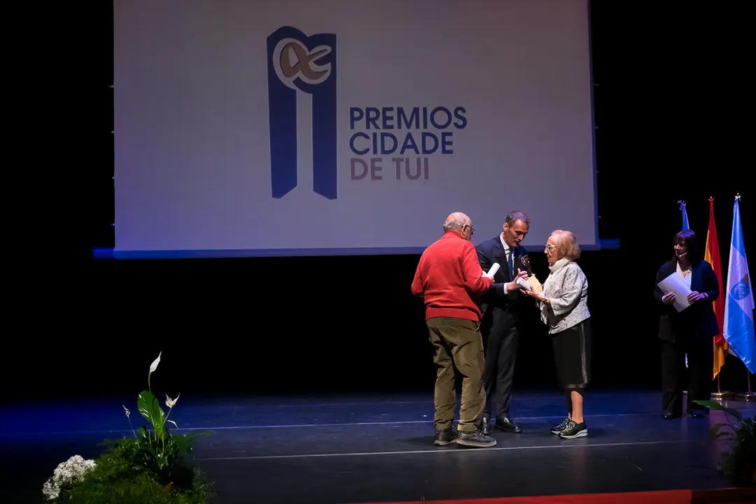 Premios Cidade de Tui Manuel e Marita Vázquez de la Cruz @Pablo Nunes
