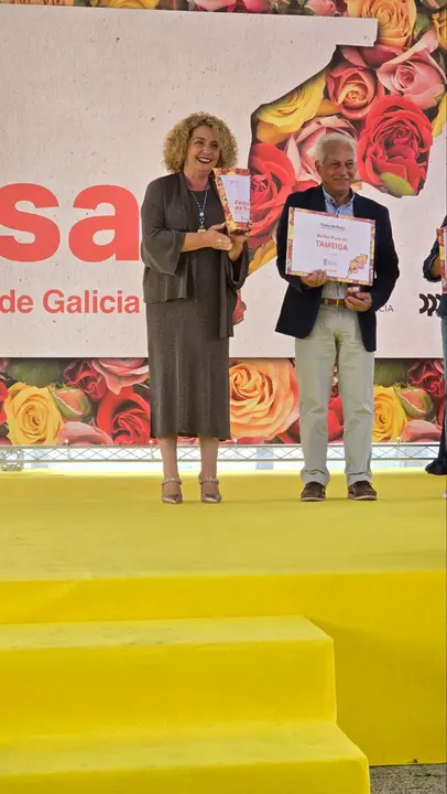 photo_2025-06-13_19-46-31rosas5