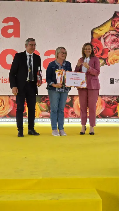 photo_2025-06-13_19-46-32rosas6