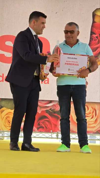 photo_2025-06-13_19-46-32rosas8