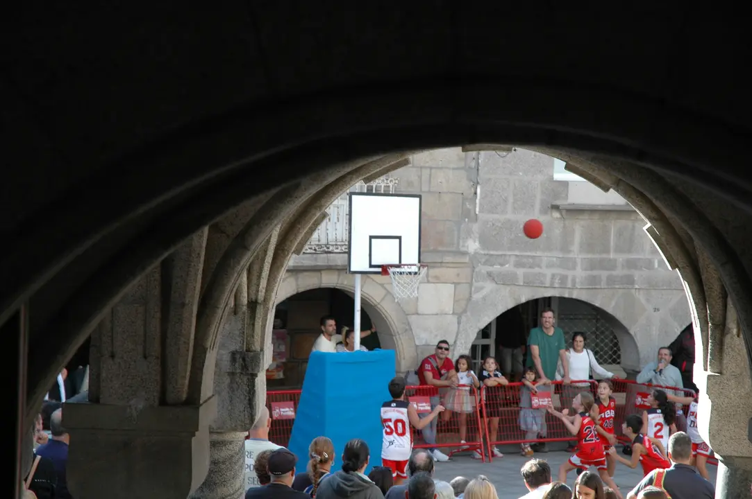 PRESENTACIÓN PORRIÑO BALONCESTO BASE (10)