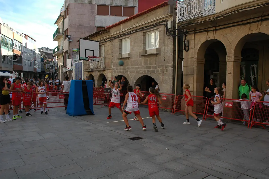 PRESENTACIÓN PORRIÑO BALONCESTO BASE (12)
