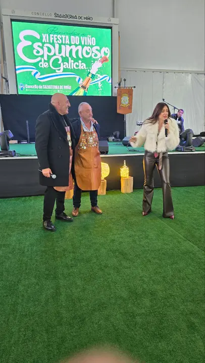 Bruxo Queiman, Perfecto González e Andrea Pousa.