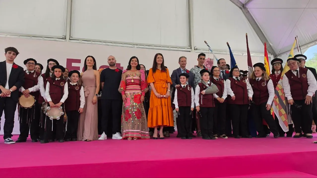 Rondalla_Burgos_Nidia_valedores