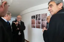 Autarcas e convidados durante a visita evocativa integrada nas comemora&ccedil;&otilde;es dos 50 anos de F&atilde;o vila, com destaque para a mem&oacute;ria hist&oacute;rica e o percurso identit&aacute;rio da comunidade fangueira.