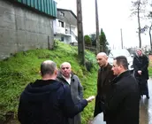 Representantes del Concello do Porri&ntilde;o y de la Diputaci&oacute;n de Pontevedra visitan en Budi&ntilde;o las actuaciones de mejora en la red de abastecimiento de la Comunidad de Usuarios de Casal-Chan-Orbenlle, dentro del plan de apoyo a las comunidades de aguas.