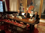 Un momento de la mesa de debate celebrada en la Real Sociedad Econ&oacute;mica de Amigos del Pa&iacute;s de Santiago sobre los cambios sociales y el Derecho Privado en el siglo XXI, con la participaci&oacute;n del magistrado del Tribunal Supremo Jos&eacute; Luis Seoane Spiegelberg.