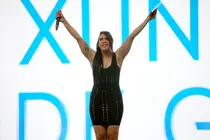 Una de las responsables del evento durante la presentaci&oacute;n de Move it Vigo, que este a&ntilde;o ha colgado el cartel de completo.