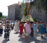 As festas da Virxe da Sa&uacute;de son unha das celebraci&oacute;ns m&aacute;is emblem&aacute;ticas e concorridas de Gul&aacute;ns, reunindo cada ano &aacute; veci&ntilde;anza e aos visitantes arredor da tradici&oacute;n, a devoci&oacute;n relixiosa e a convivencia popular.
