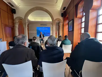 Aspecto de la sala durante la rueda de prensa de Alejandro Lorenzo.