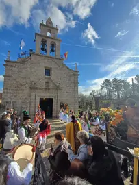 O Rancho de Reis de Riofr&iacute;o, &aacute; entrada da igrexa parroquial, nunha das celebraci&oacute;ns m&aacute;is singulares e arraigadas da parroquia.