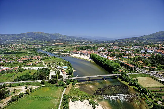 Vista A&eacute;rea de Ponte de Lima. F. PIQUEIRO.