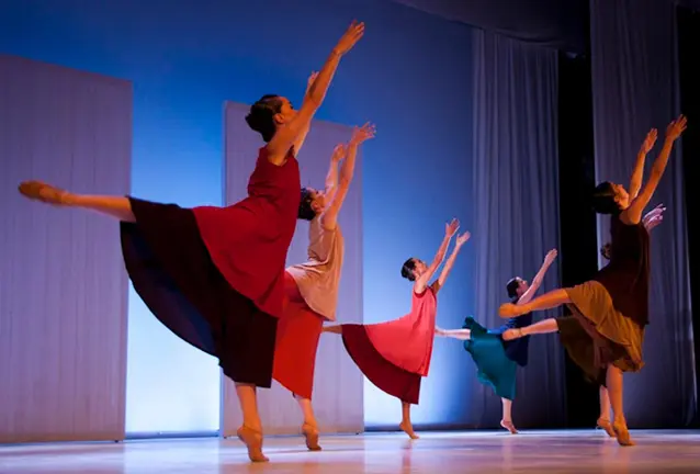 Este investimento permitir&aacute; cofinanciar a produci&oacute;n de 30 novos espect&aacute;culos: 19 de teatro, sete de danza e catro de circo. ARCHIVO DL-G.