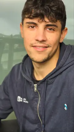 Pablo Benade, medalla de Oro en Galicia Skills, se prepara ahora para el campeonato nacional. R. LEDO.