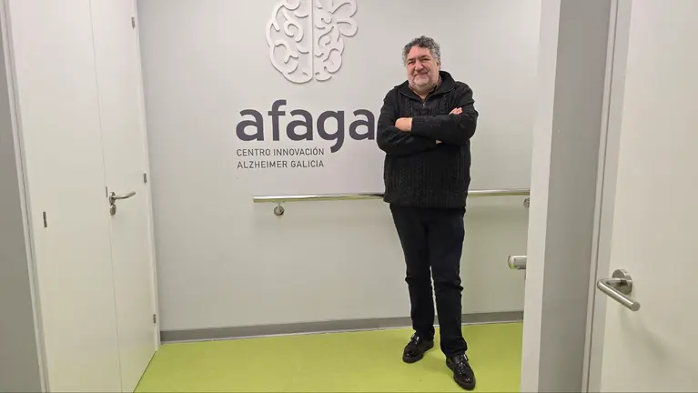 El presidente de AFAGA, Juan Carlos Rodríguez Bernárdez, analiza los retos y avances presentados en las Jornadas de Alzheimer 2025.