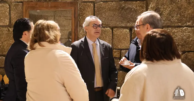O presidente da C&acirc;mara Municipal de Arcos de Valdevez, Oleg&aacute;rio Gon&ccedil;alves, participou numa reuni&atilde;o com o Turismo de Portugal e o Turismo do Porto e Norte para analisar novos investimentos e estrat&eacute;gias de promo&ccedil;&atilde;o sustent&aacute;vel no Parque Nacional da Peneda-Ger&ecirc;s.