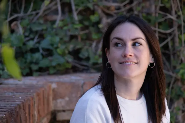 Ant&iacute;a Y&aacute;&ntilde;ez, ganadora del XIX Premio Ra&iacute;&ntilde;a Lupa de literatura infantil por su obra Bagakadabra.