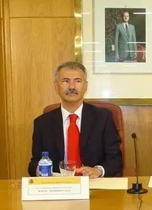 Manuel Ameijeiras Vales, exdirector general de Aviaci&oacute;n Civil y exdirector del aeropuerto de Santiago, protagonizar&aacute; la mesa de debate en la RSEAPS.