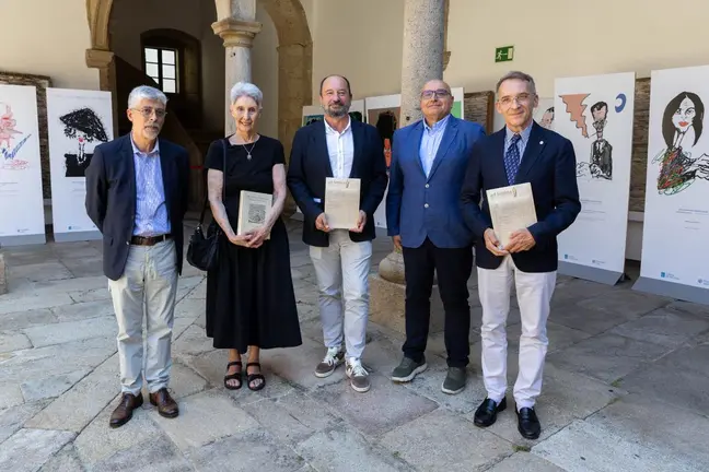 Presentaci&oacute;n de las publicaciones jacobeas promovidas por el Comit&eacute; Internacional de Expertos del Camino de Santiago y Turismo de Galicia, entre ellas el nuevo volumen de la revista cient&iacute;fica Ad Limina y el libro Mil veces a Compostela.