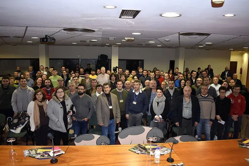 Máis de 140 persoas asistiron este ano os relatorios, nos que se abordaron asuntos de interese para os produtores, transformadores e comercializadores de Porco Celta.