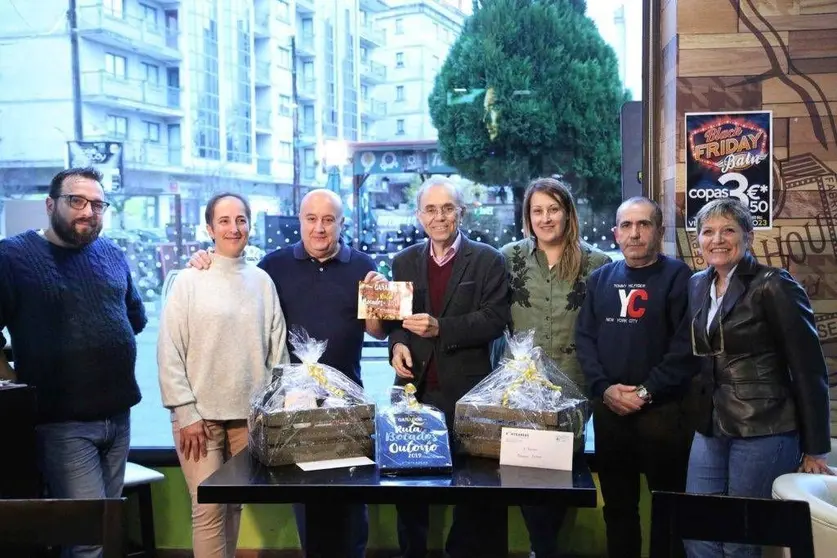 O Bocado de Outono da cafetería Balú foi o gañador do concurso de tapas e o que máis puntos obtivo. A súa tosta de lacón con tetilla e bocado de cogomelos con gulas conquistou o paladar da maioría dos participantes nesta edición. 