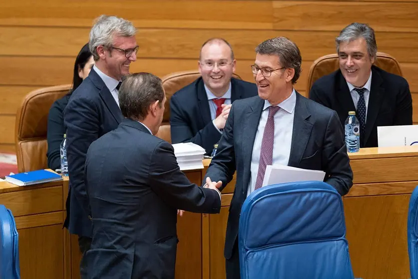 El presidente del Goberno galego, Alberto Núñez Feijóo, asiste ao Pleno de Orzamentos na Cámara. Pazo do Hórreo, Santiago de Compostela.