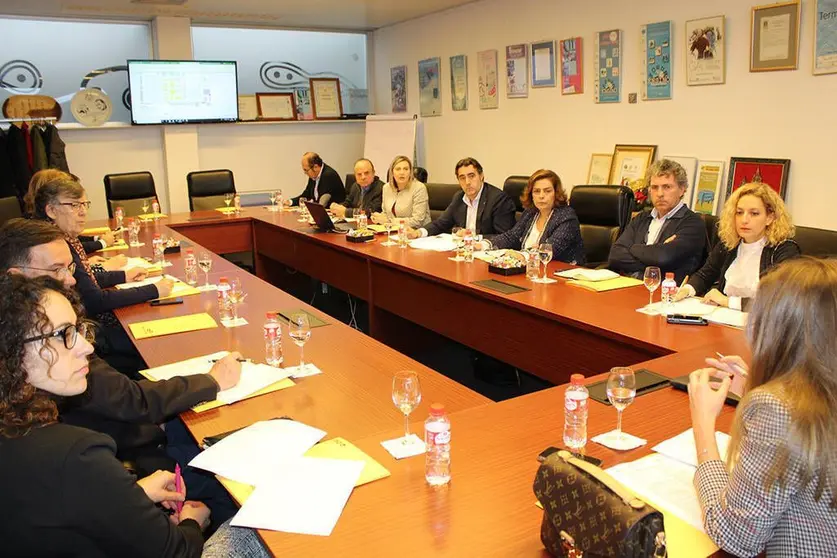 En esta reunión fueron presentadas las acciones profesionales de la feria y los distintos paquetes turísticos.