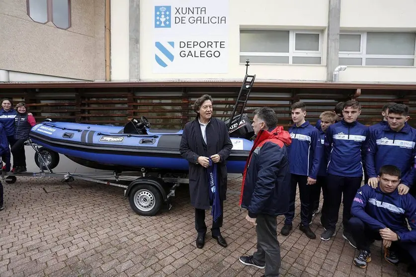 O Centro Galego de Tecnificación Deportiva acolle 49 deportistas (43 piragüistas e 6 de slalom) entre os programas de tecnificación (28) rendemento (10), elite (6) e autorizados para adestrar coa sección (5).