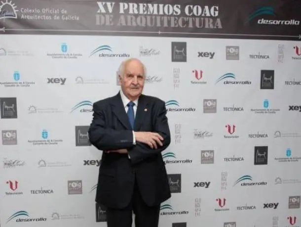 Andrés Fernández-Albalat Lois.