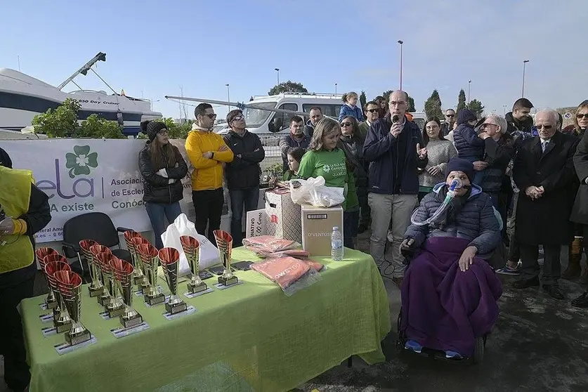 O conselleiro de Sanidade, Jesús Vázquez Almuiña, interviu no acto de celebración do Memorial Fran Lorenzo, IX Travesía Solidaria pola ELA, que organiza a Asociación Galega de Afectados de Esclerose Lateral Amiotrófica.
