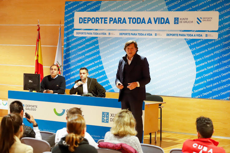 El nuevo decreto de alto nivel posibilitará que deportistas, entrenadores y árbitros gallegos que adquieran este reconocimiento se vean beneficiados por nuevas ventajas en el ámbito educativo, laboral o económico, entre otros.