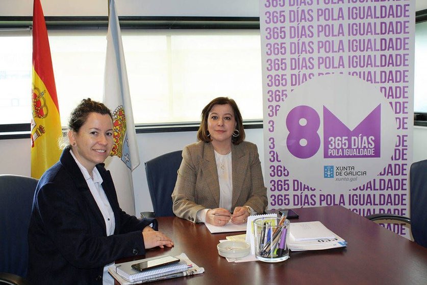 A secretaria xeral da Igualdade, Susana López Abella, reúnese coa alcaldesa de Salvaterra de Miño, Marta Valcárcel.