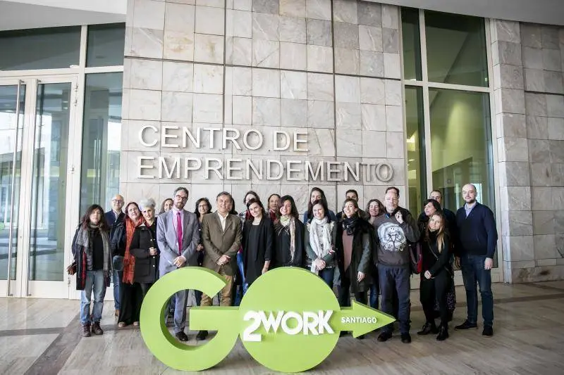 As actividades dos 22 emprendedores -17 mulleres e 5 homes- que participan na aceleradora compostelá centraranse no sector cultural e as TIC, nos que está especializado este espazo. 