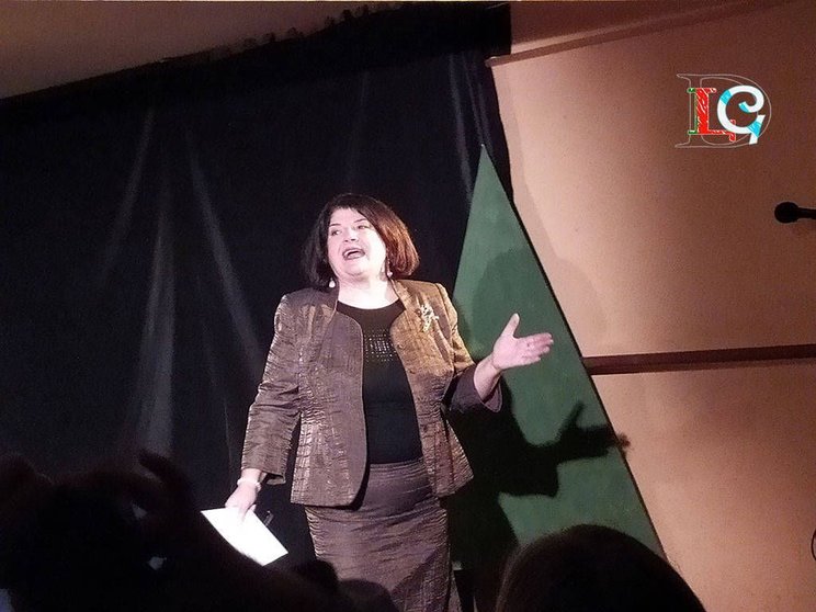 Chelo Pamplillón, directora de teatro amador, en su local de Atrezo en Vigo, este mes de enero. 