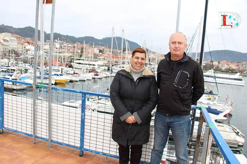 Beatriz Menduiña y Sebastián Torrecilla, del Real Club Náutico de Rodeira, en Cangas. 