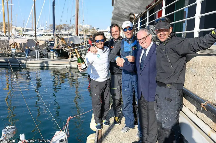 Entrega del trofeo de Winterseries.