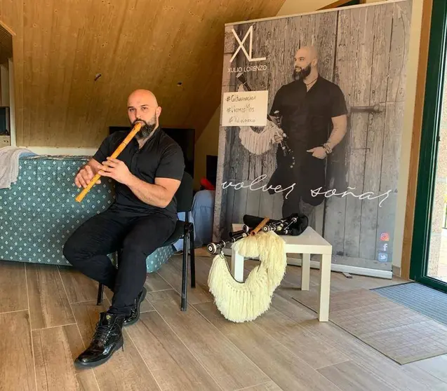 El artista mosense Xulio Lorenzo participará en esta iniciativa. 