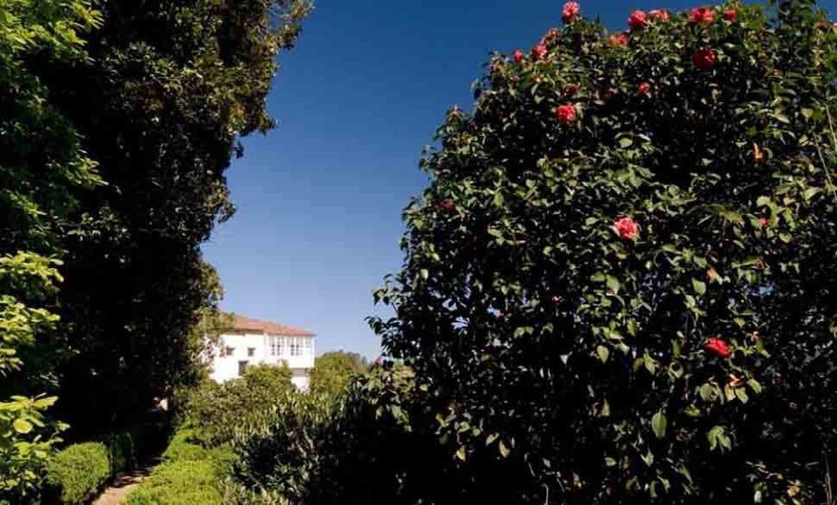 Imagen de los jardines del pazo de Santa Cruz de Rivadulla. 